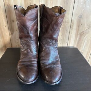Genuine Leather Justin Distressed Western Cowboy Boots, style 3714 size 9 EE